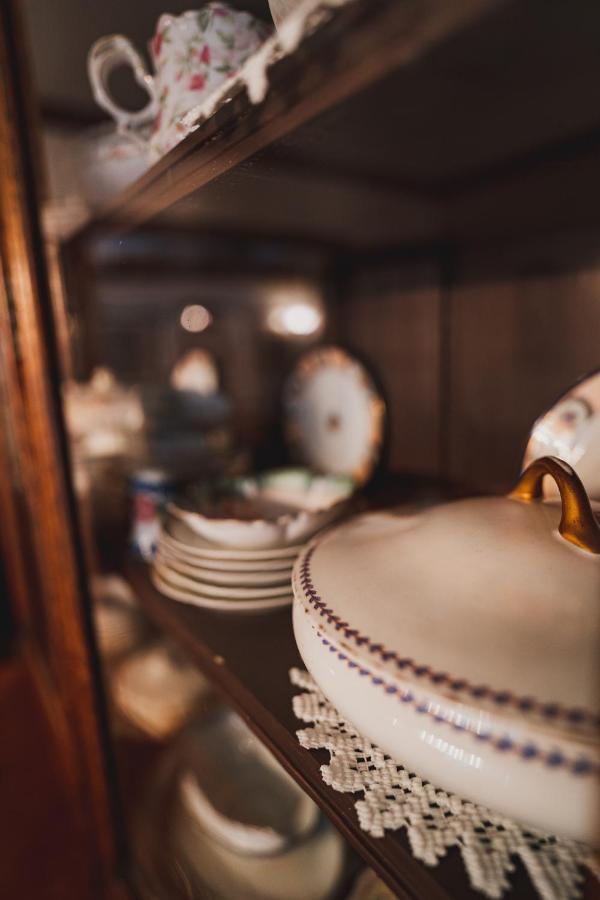 Yelton Manor Bed And Breakfast South Haven Esterno foto