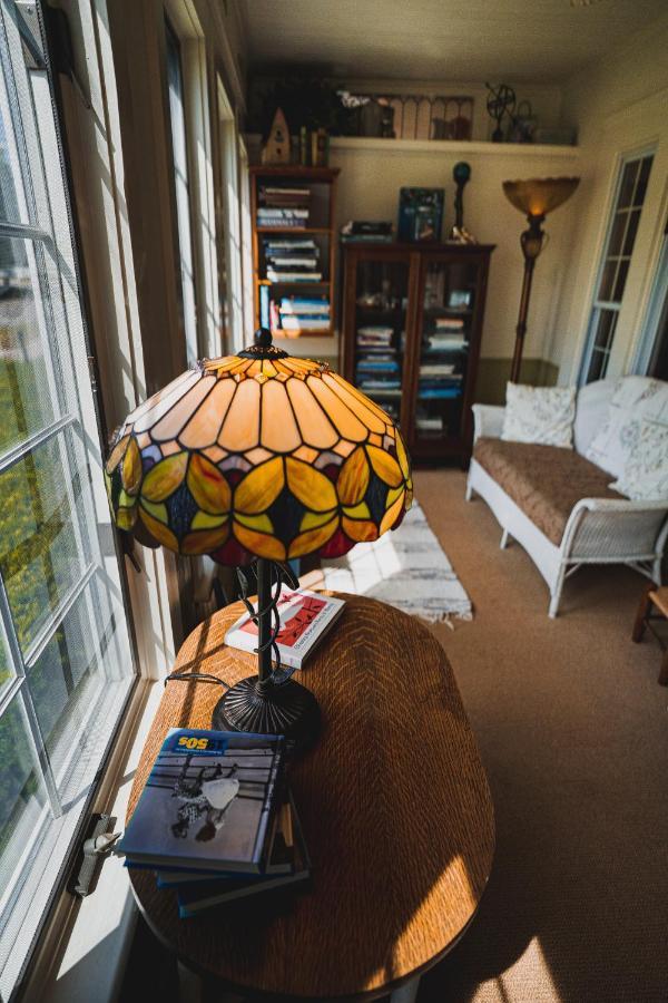 Yelton Manor Bed And Breakfast South Haven Esterno foto