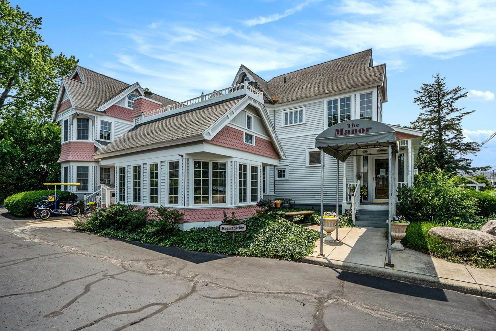 Yelton Manor Bed And Breakfast South Haven Esterno foto