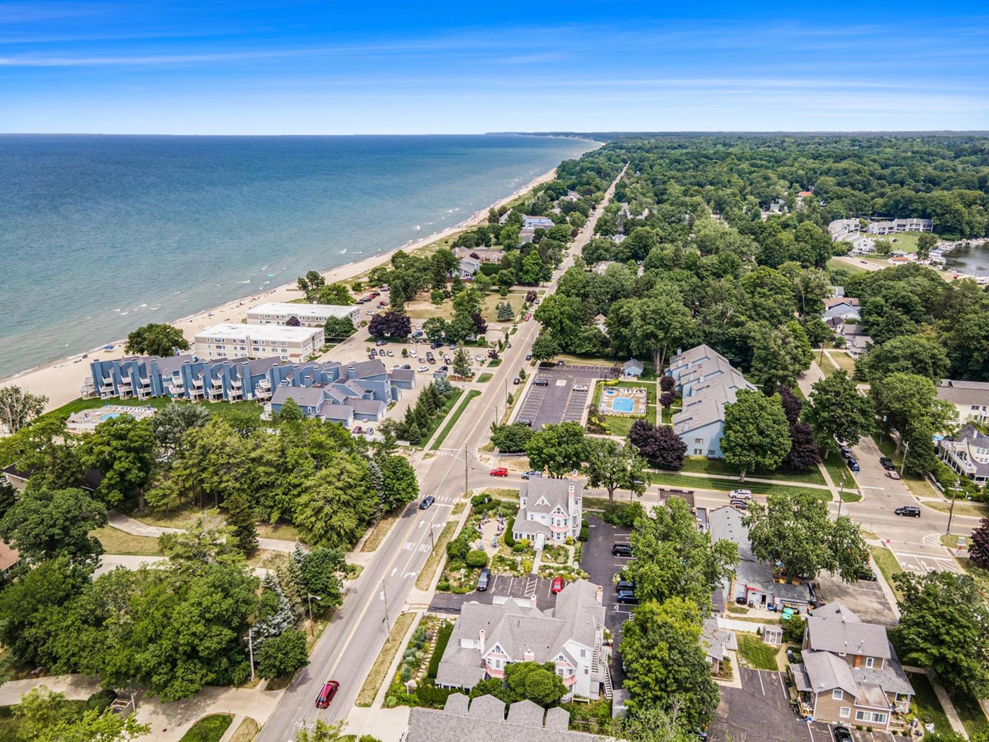 Yelton Manor Bed And Breakfast South Haven Esterno foto