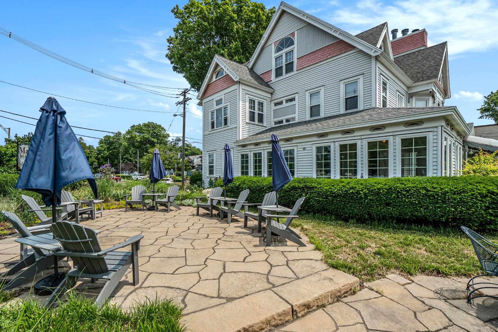 Yelton Manor Bed And Breakfast South Haven Esterno foto